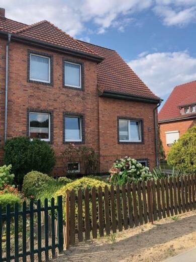 Mehrfamilienhaus zum Kauf als Kapitalanlage geeignet 360.000 € 5 Zimmer 178 m² 540 m² Grundstück Güstrow Güstrow 18273