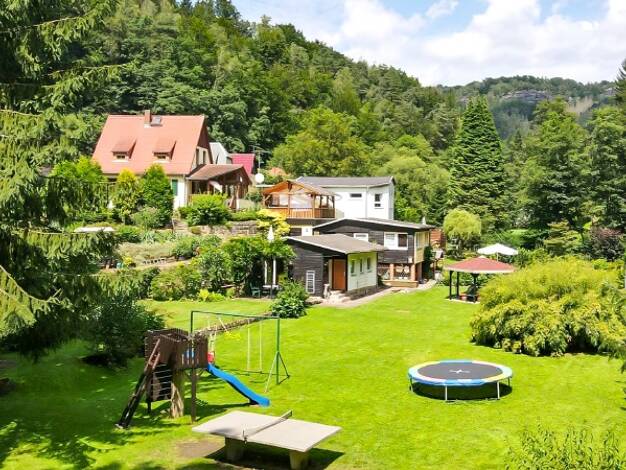 Mehrfamilienhaus zum Kauf 640.000 € 10 Zimmer 275,3 m² 2.750 m² Grundstück Porschdorf Bad Schandau 01814