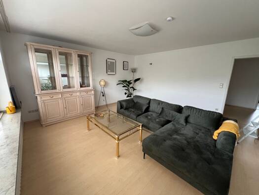 Wohnung zur Miete 1.200 € 3 Zimmer 90 m² Geschoss 2/3 frei ab sofort Spandauer Straße Hassels Düsseldorf 40599
