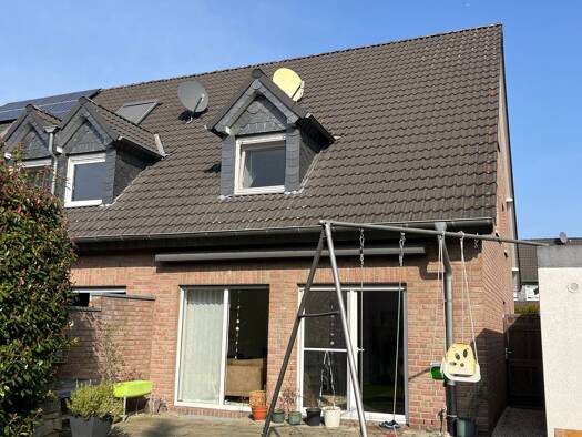 Reihenhaus zum Kauf provisionsfrei 440.000 € 8 Zimmer 119 m² 297 m² Grundstück Eichenstr. 19 g Bergheim Duisburg 47228