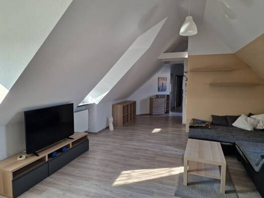 Wohnung zur Miete 750 € 3 Zimmer 75 m² Geschoss 2/3 frei ab 01.09.2026 Haundorf 91729