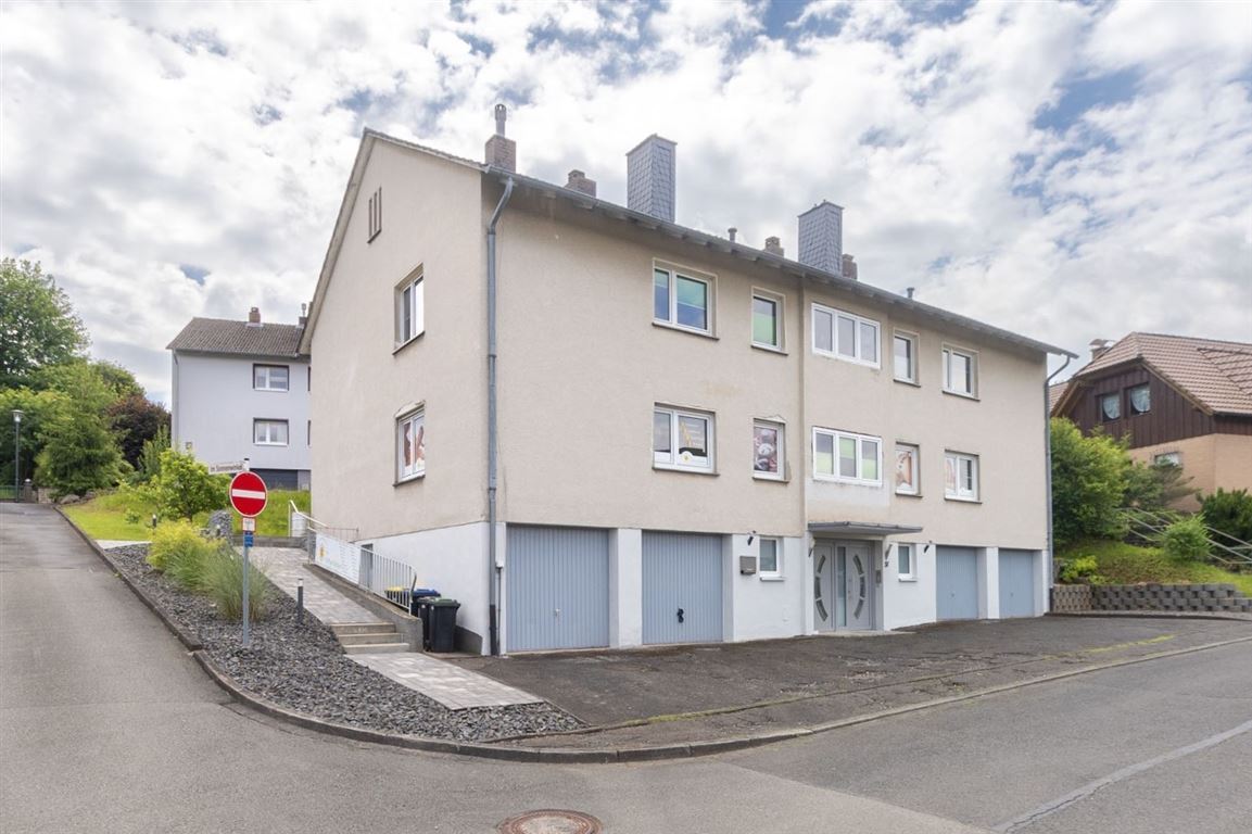 Mehrfamilienhaus zum Kauf 200.000 € 9 Zimmer 318 m²<br/>Wohnfläche 746 m²<br/>Grundstück Waldkappel Waldkappel 37284