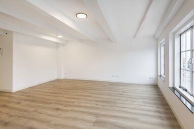 Studio zur Miete 700 € 2 Zimmer 66 m² Josephspl. Altstadt / St. Lorenz Nürnberg 90403