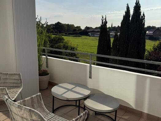 Wohnung zum Kauf 280.000 € 3,5 Zimmer 92 m² 2. Geschoss frei ab sofort Uetersen 25436