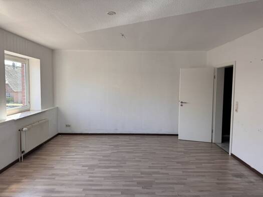 Wohnung zur Miete 768 € 3 Zimmer 96 m² Süderhastedt 25727