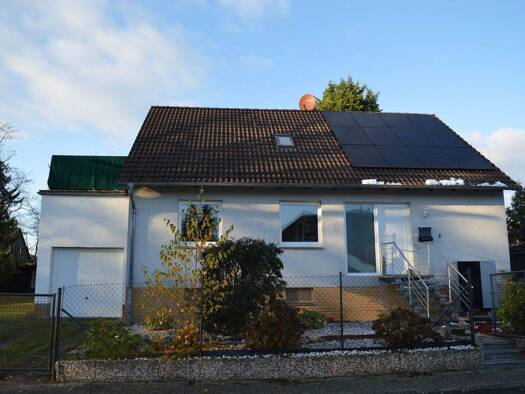 Einfamilienhaus zum Kauf 416.000 € 6 Zimmer 175 m² 1.056 m² Grundstück Garßen Celle-Garßen 29229