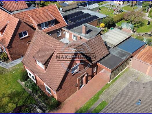 Einfamilienhaus zum Kauf 279.000 € 4 Zimmer 115 m² 932 m² Grundstück Marienstr. 32 Sande 26452