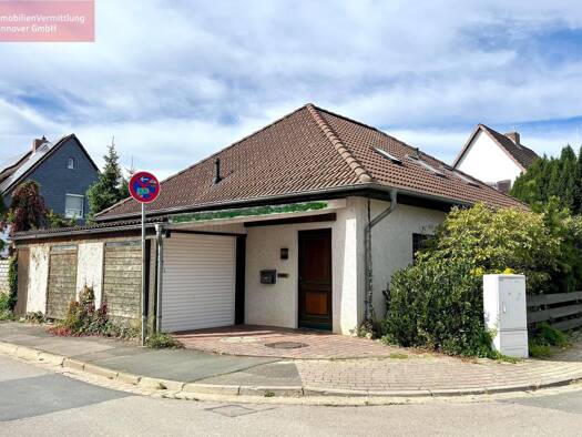 Einfamilienhaus zum Kauf 426.000 € 4,5 Zimmer 140 m² 388 m² Grundstück Rethen Laatzen 30880
