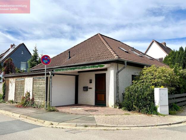 Einfamilienhaus zum Kauf 396.000 € 4,5 Zimmer 140 m² 388 m² Grundstück Rethen Laatzen 30880
