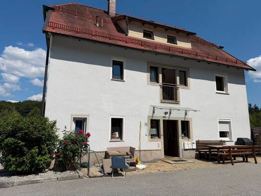 Wohnung zur Miete 650 € 2 Zimmer 65 m² 2 Geschosse frei ab sofort Fürstenstein Fürstenstein 94538
