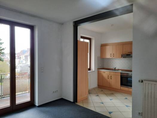 Wohnung zur Miete 450 € 2 Zimmer 48 m² Geschoss 2/4 frei ab 01.03.2026 Bremerhavener Straße 98 Walle Bremen 28219