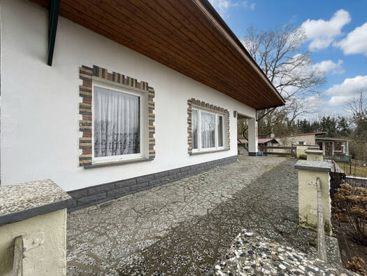 Haus zum Kauf 45.000 € 2 Zimmer 39 m² 675 m² Grundstück Sponholz 17039