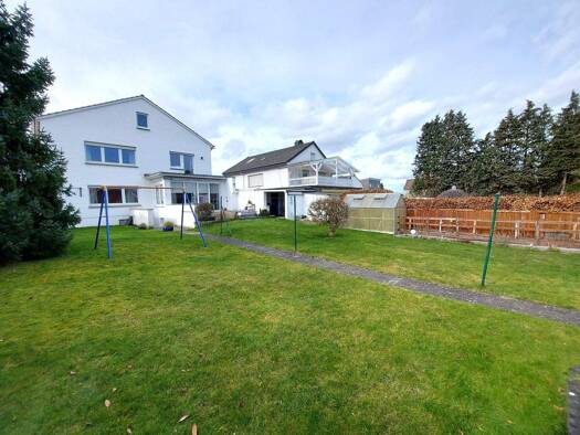 Mehrfamilienhaus zum Kauf 420.000 € 6 Zimmer 163 m² 817 m² Grundstück Geseke 59590