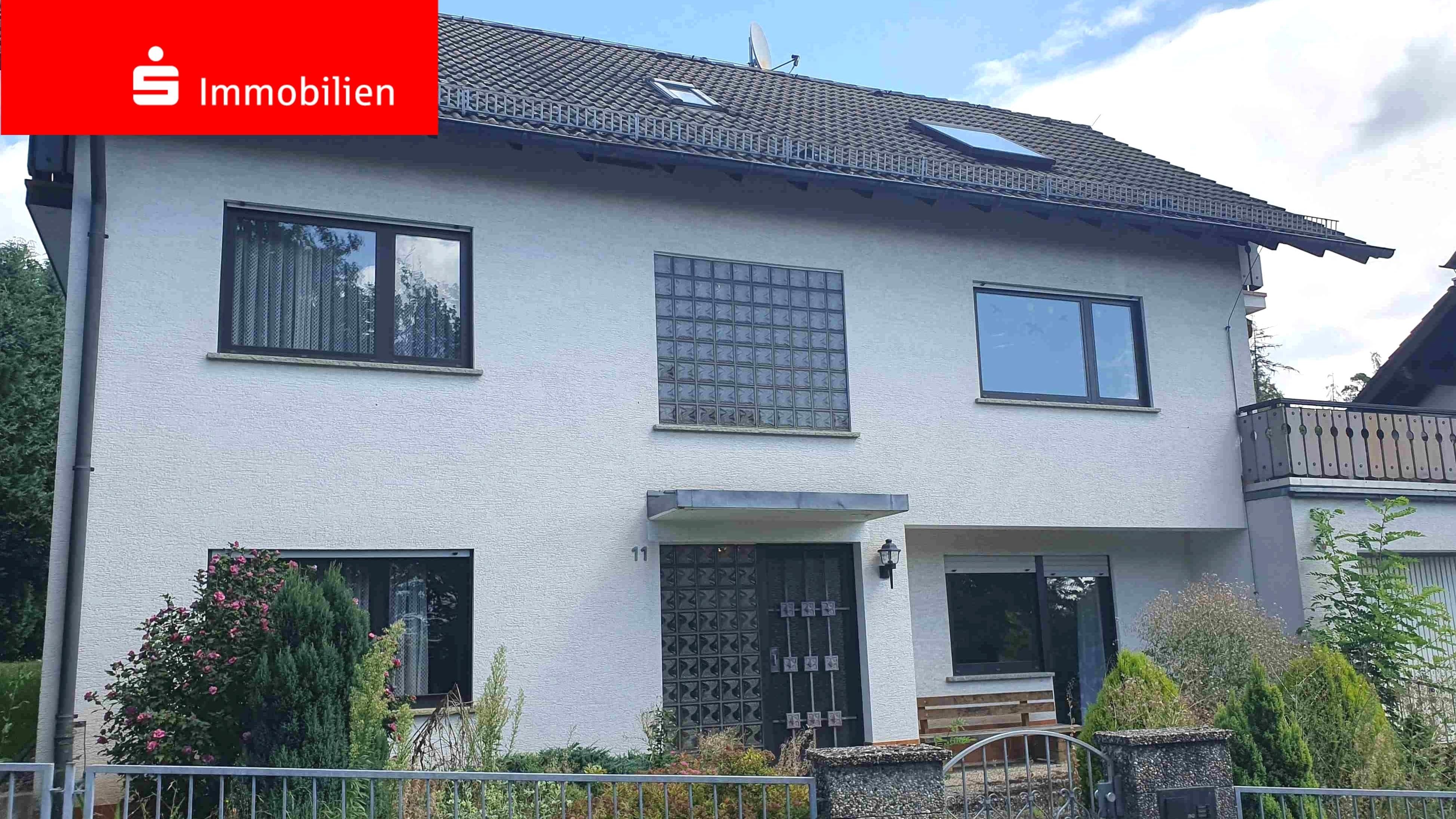 Mehrfamilienhaus zum Kauf 398.000 € 7,5 Zimmer 176 m²<br/>Wohnfläche 837 m²<br/>Grundstück ab sofort<br/>Verfügbarkeit Hasselberg Hasloch 97907