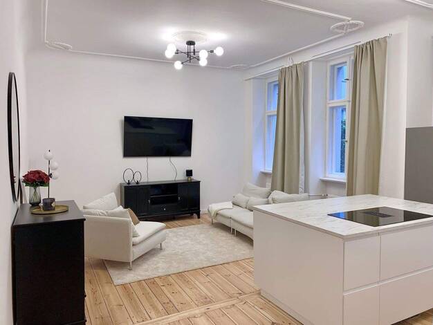 Wohnung zur Miete 1.490 € 2 Zimmer 50 m² EG Leonhardtstr. 7 Charlottenburg Berlin 14057