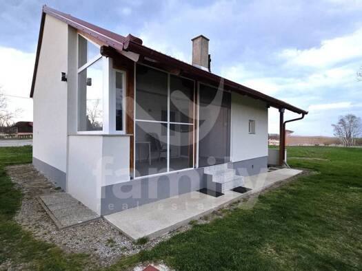 Haus zum Kauf 85.000 € 1 Zimmer 126 m² Nova Kapela