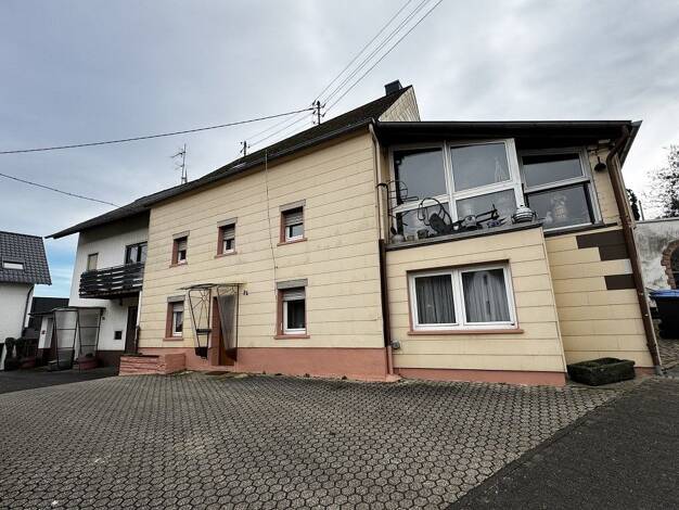 Mehrfamilienhaus zum Kauf 239.000 € 7 Zimmer 160 m² 476 m² Grundstück Butzweiler Newel 54309