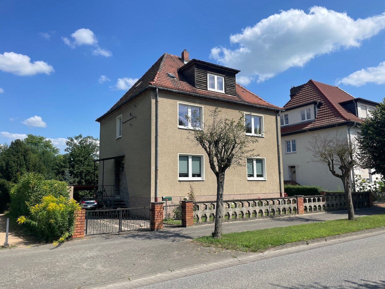 Einfamilienhaus zum Kauf 245.000 € 8 Zimmer 219 m²<br/>Wohnfläche 1.175 m²<br/>Grundstück Kyritz Kyritz 16866