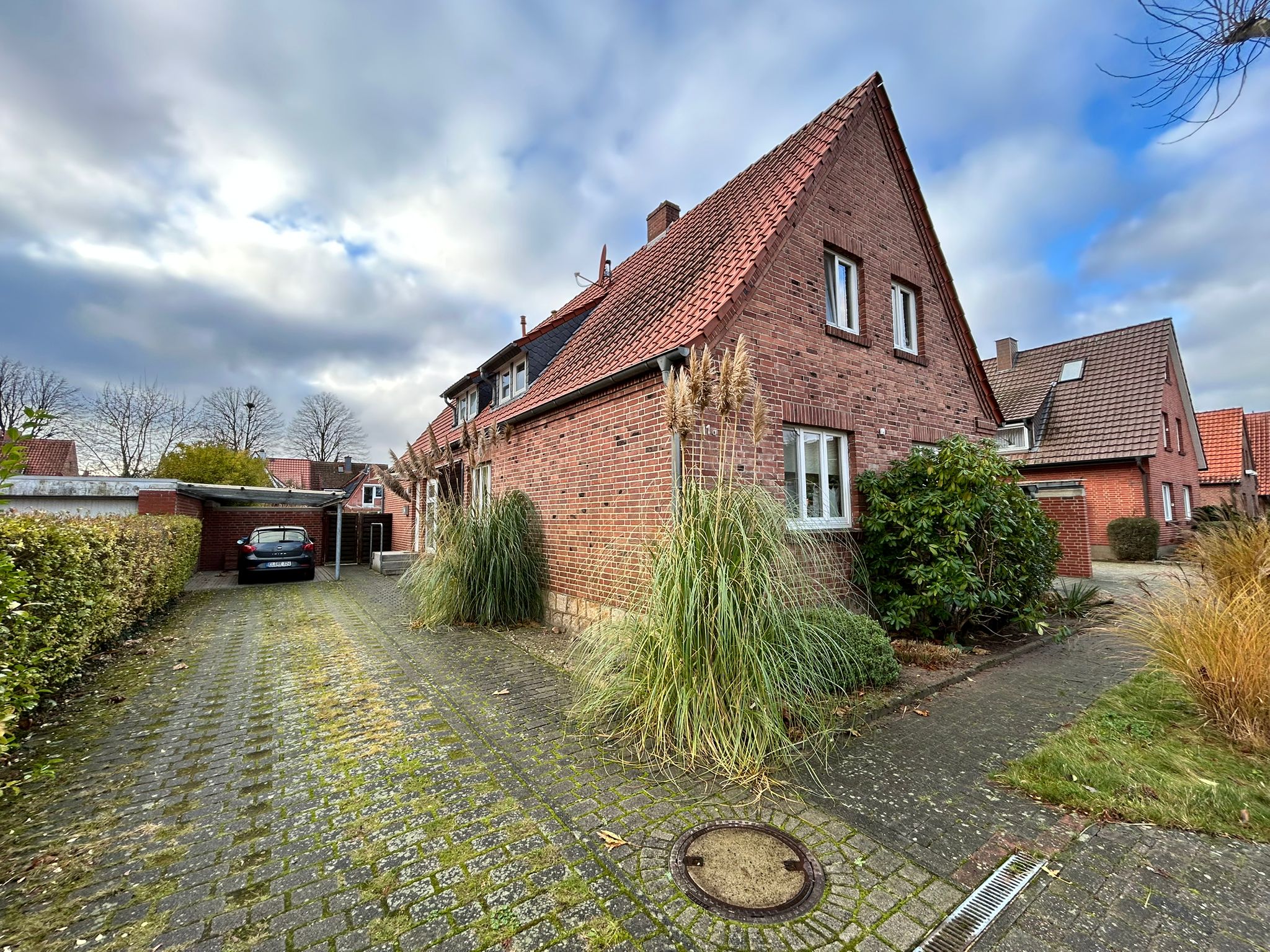 Einfamilienhaus zur Miete 960 € 4 Zimmer 100 m²<br/>Wohnfläche 380 m²<br/>Grundstück 01.03.2025<br/>Verfügbarkeit Lingen Lingen (Ems) 49808