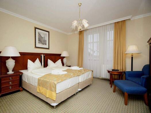 Hotel zum Kauf 1.190.000 € 14 Zimmer 2.520 m² Grundstück Afritz am See 9542