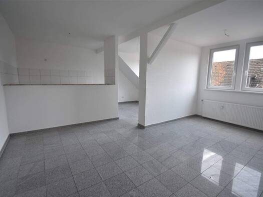Wohnung zur Miete 700 € 2 Zimmer 68 m² 3. Geschoss frei ab sofort Hubertstraße 304 Kray Essen 45307