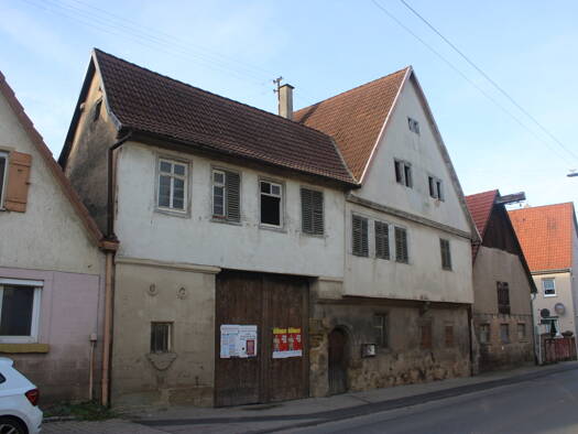 Bauernhaus zum Kauf provisionsfrei 10.000 € 25 Zimmer 300 m² 891 m² Grundstück Mönchsbergstraße 45 Dürrenzimmern Brackenheim 74336