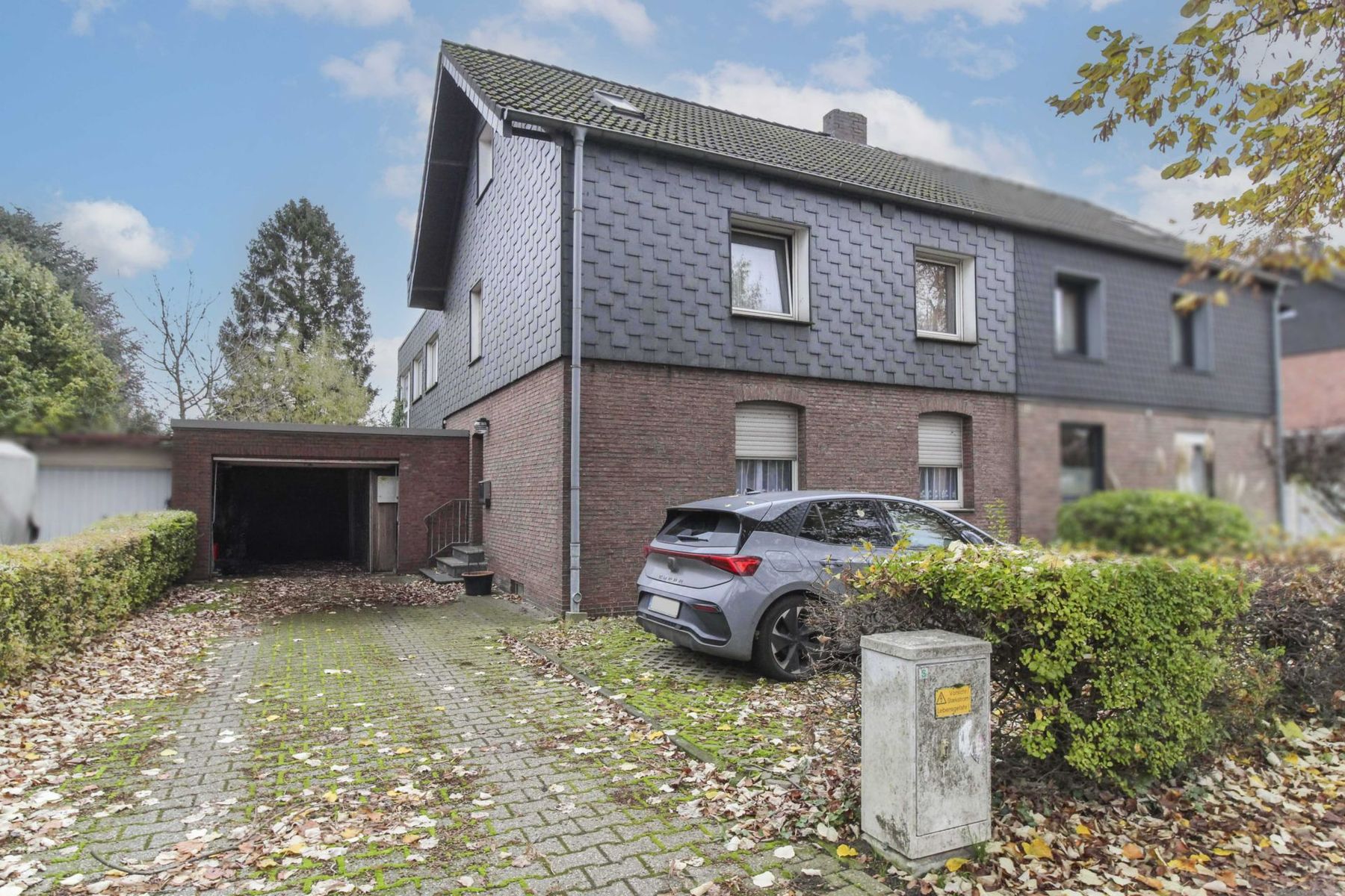 Doppelhaushälfte zum Kauf 439.000 € 6 Zimmer 232 m²<br/>Wohnfläche 754 m²<br/>Grundstück Buschhausen Oberhausen 46149