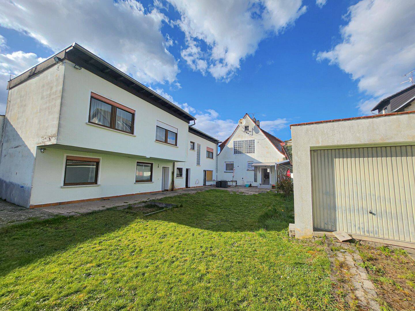 Mehrfamilienhaus zum Kauf - Ansicht 2
