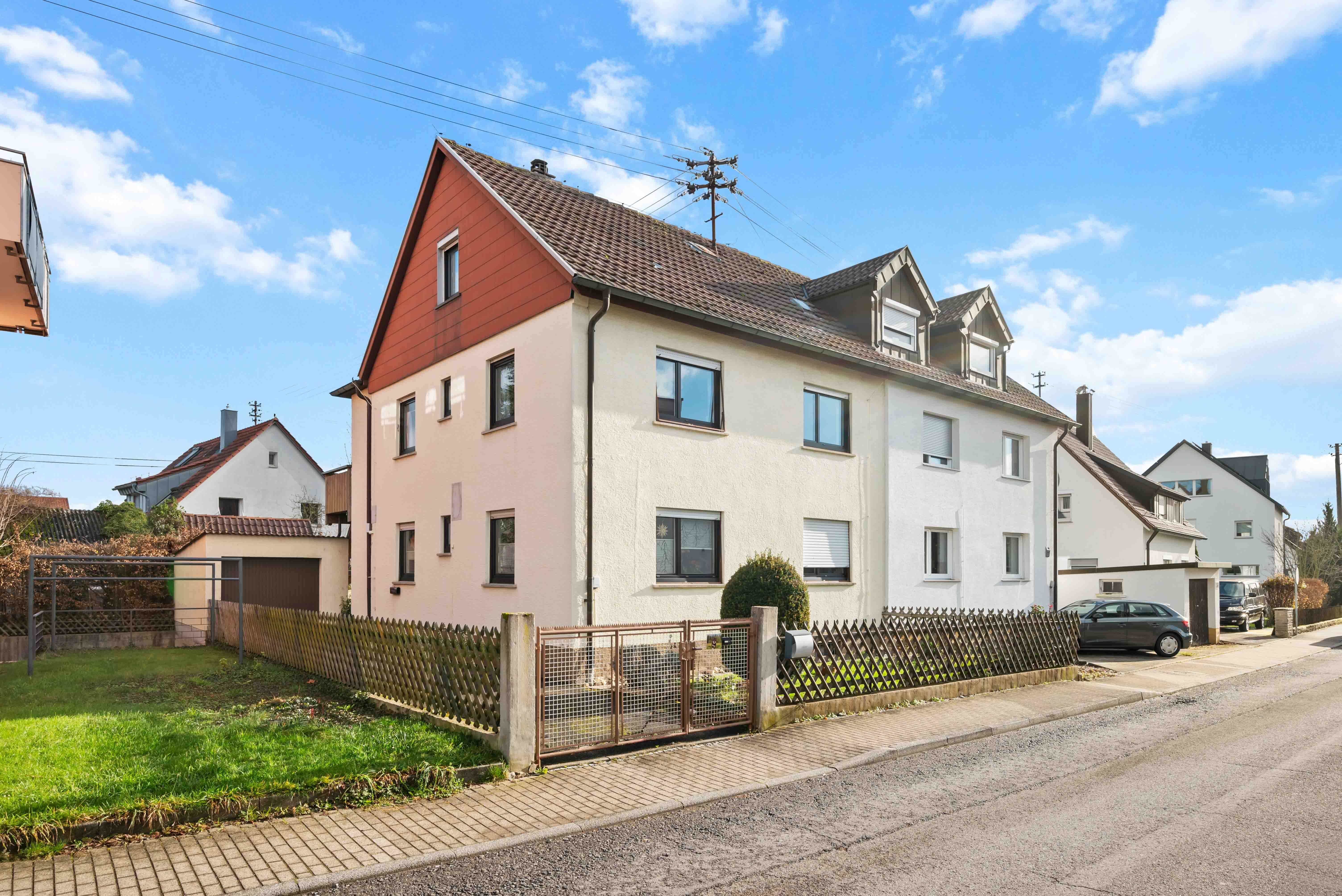 Mehrfamilienhaus zum Kauf 449.000 € 8 Zimmer 143,2 m²<br/>Wohnfläche 260 m²<br/>Grundstück Schönaich Schönaich 71101