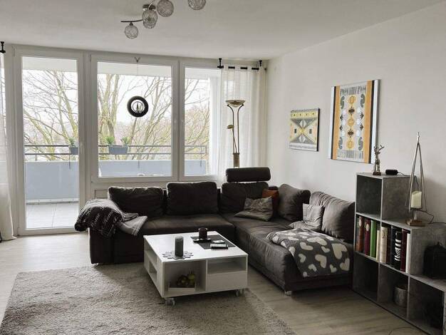 Wohnung zur Miete 665 € 3 Zimmer 83,5 m² Geschoss 3/8 frei ab 01.04.2026 Spradow Bünde 32257