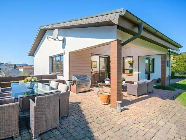 Einfamilienhaus zum Kauf provisionsfrei 590.000 € 5 Zimmer 201 m² 966 m² Grundstück frei ab sofort Ritschweier Weinheim 69469