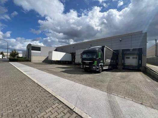 Logistikzentrum zur Miete 12.659 € 1.689 m² Lagerfläche Berghausen Langenfeld 40764