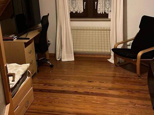 Studio zur Miete 195 € 1 Zimmer 31 m² 3. Geschoss frei ab 01.06.2026 Oberndorf Oberndorf am Neckar 78727