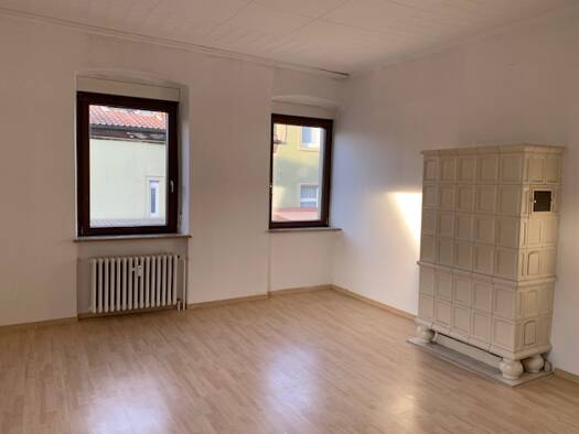 Wohnung zur Miete 850 € 3 Zimmer 106 m² 1. Geschoss frei ab sofort Kitzingen 97318