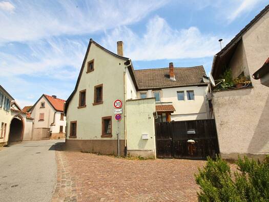 Einfamilienhaus zum Kauf 99.000 € 8 Zimmer 180 m² 180 m² Grundstück Obrigheim Obrigheim (Pfalz) 67283