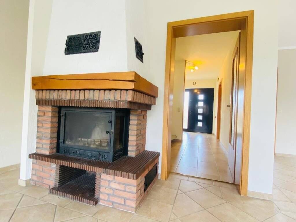 Property thumbnail 8