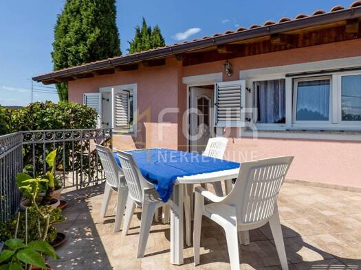 Einfamilienhaus zum Kauf 280.000 € 2 Zimmer 94 m² Pehlin, Rijeka Rijeka 51000