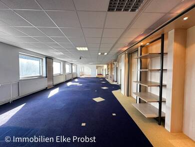 Bürogebäude zur Miete provisionsfrei 650 € 5 Zimmer 395 m² Bürofläche Schwandorferstr. 12 Schwarzhofen Schwarzhofen 92447