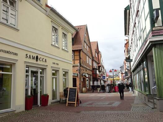 Laden zur Miete 2.900 € 150 m² Verkaufsfläche Bahnhofstraße Uelzen 29525
