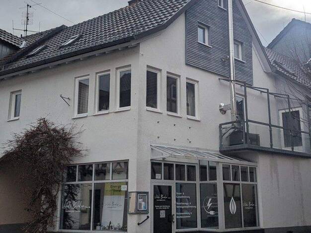 Stadthaus zum Kauf provisionsfrei 355.000 € 6,5 Zimmer 200 m² 150 m² Grundstück Haupt Str, 22 Külsheim Baden-Württemberg - Külsheim 97900