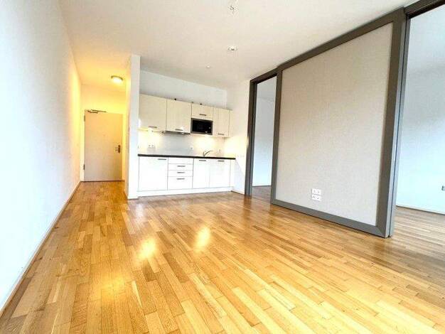 Wohnung zur Miete 579 € 2 Zimmer 43,1 m² 2. Geschoss frei ab 19.05.2026 Prager Straße 14 b Reudnitz-Thonberg Leipzig 04103