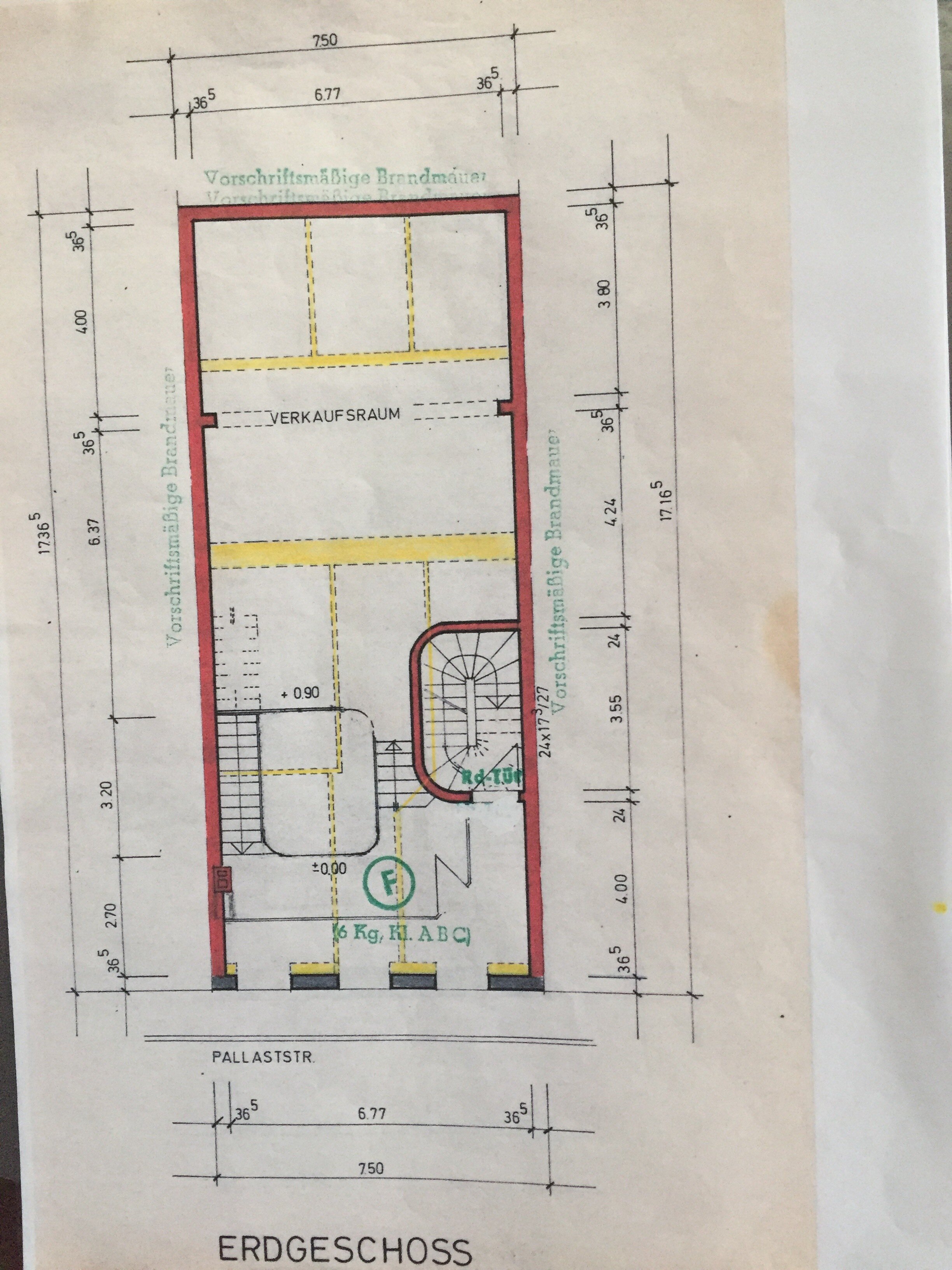 Ladenfläche zur Miete 2.600 € 165 m²<br/>Verkaufsfläche von 80 m² bis 85 m²<br/>Teilbarkeit Palaststr.19 Altstadt 4 Trier 54290