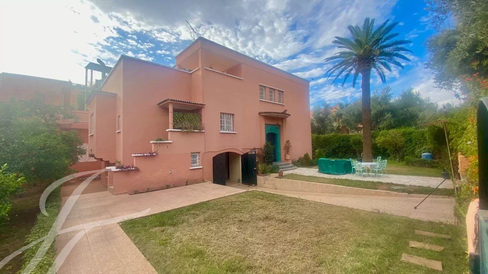 Villa zum Kauf provisionsfrei 2.600.000 € 9 Zimmer 719 m²<br/>Grundstück Marrakech 40000