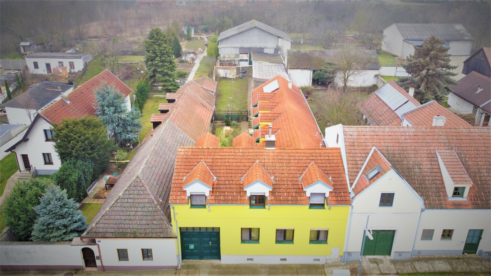 Mehrfamilienhaus zum Kauf 590.000 € 8 Zimmer 280 m²<br/>Wohnfläche 1.339 m²<br/>Grundstück Nickelsdorf 2425