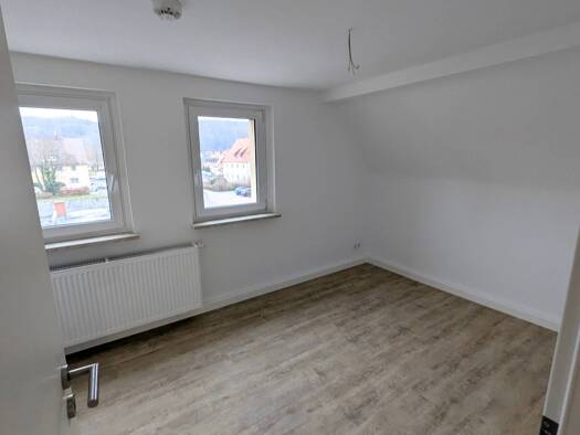 Wohnung zur Miete 390 € 1,5 Zimmer 39,8 m² 2. Geschoss frei ab sofort Waldstraße 1 Erlenbach Erlenbach a.Main 63906
