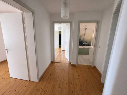 Wohnung zur Miete 680 € 2 Zimmer 63 m² Geschoss 2/3 frei ab 15.09.2026 Kaulsdorf Marzahn-Hellersdorf 12621