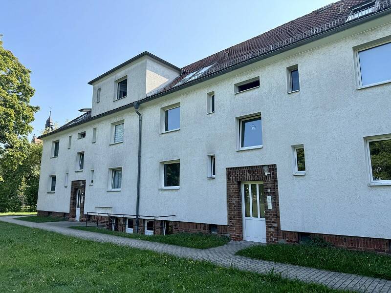 Property thumbnail 2