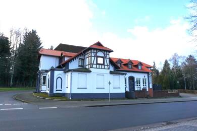 Mehrfamilienhaus zum Kauf provisionsfrei als Kapitalanlage geeignet 498.000 € 12 Zimmer 569 m² 2.536 m² Grundstück Munster Munster 29633