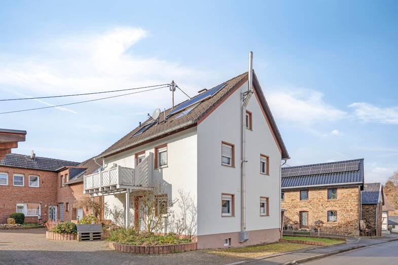 Haus zum Kauf 224.900 € 7 Zimmer 150,8 m² 467 m² Grundstück Plittersdorf Lind 53506