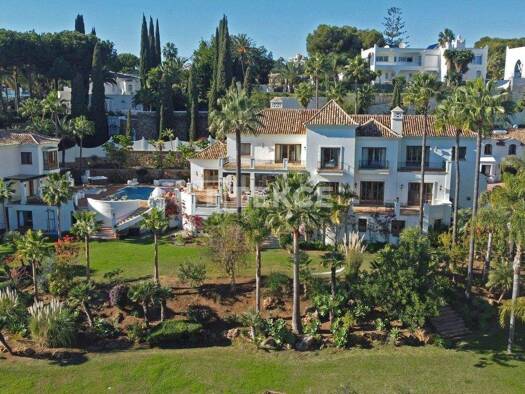 Haus zum Kauf 13.950.000 € 1.269 m² 7.081 m² Grundstück Benahavís 29679